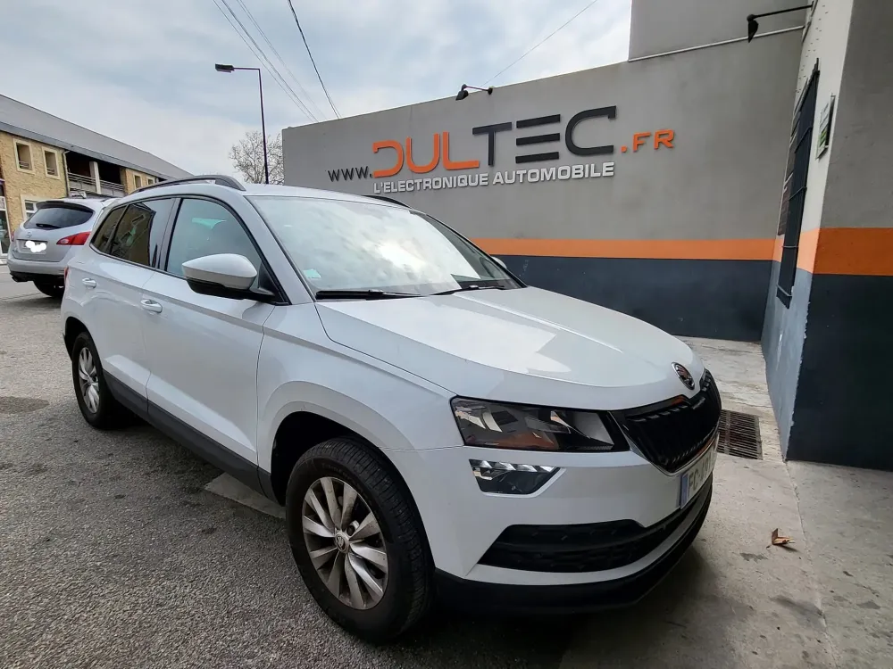 Recherche panne électronique automobile à Orange